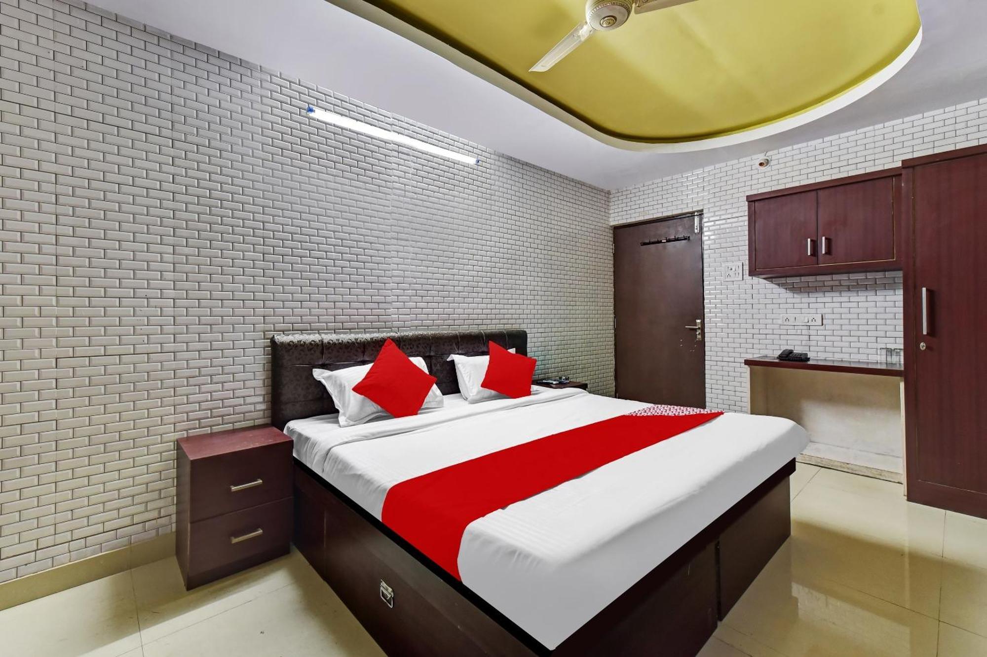 Hotel O Eleven Hotel & Banquet 科塔 外观 照片