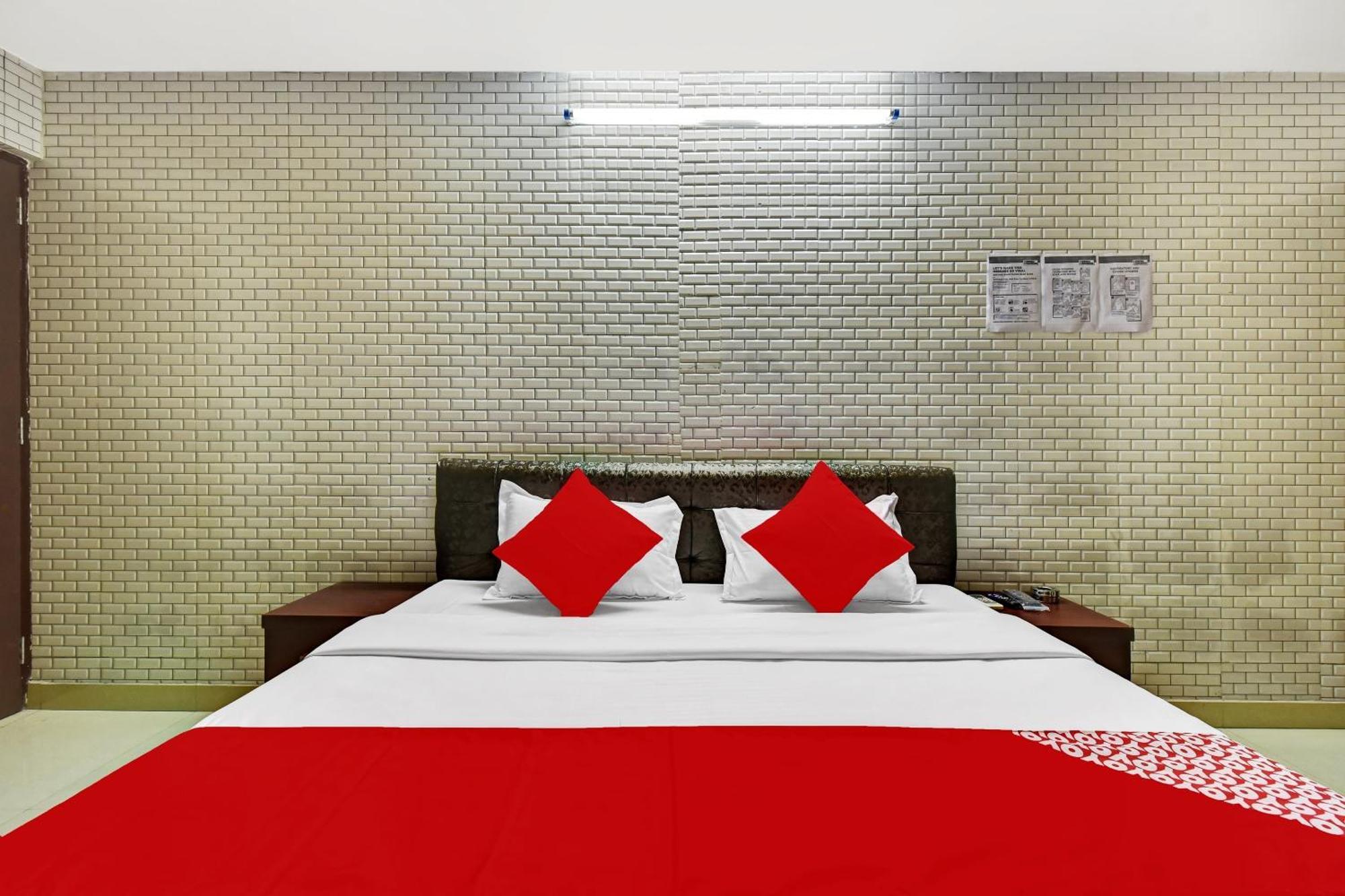 Hotel O Eleven Hotel & Banquet 科塔 外观 照片